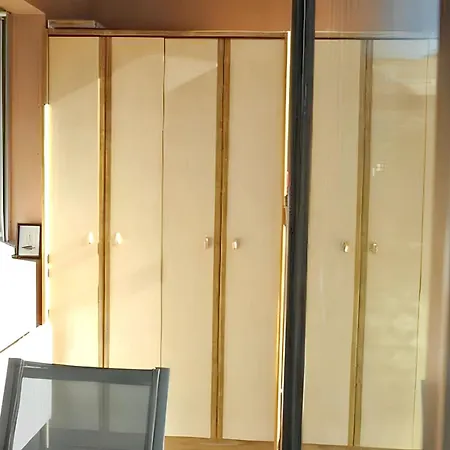 A Avec Terrasse - 33 M²