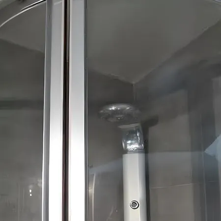 아파트 A Avec Terrasse - 33 M² *