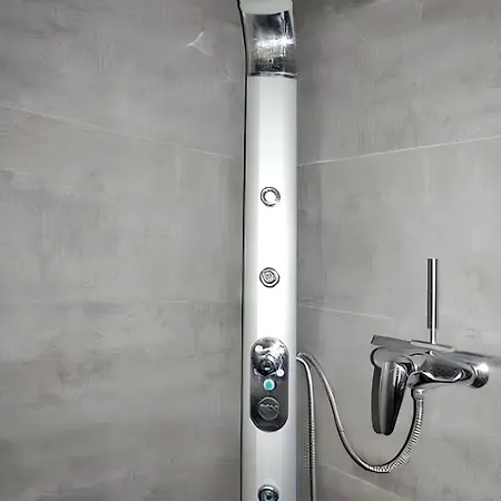 A Avec Terrasse - 33 M² 아파트 *