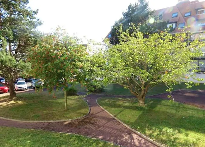 A Avec Terrasse - 33 M²