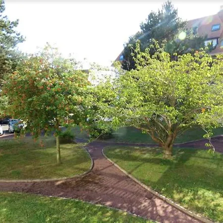 A Avec Terrasse - 33 M²