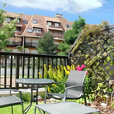 A Sur Avec Terrasse 33 M²